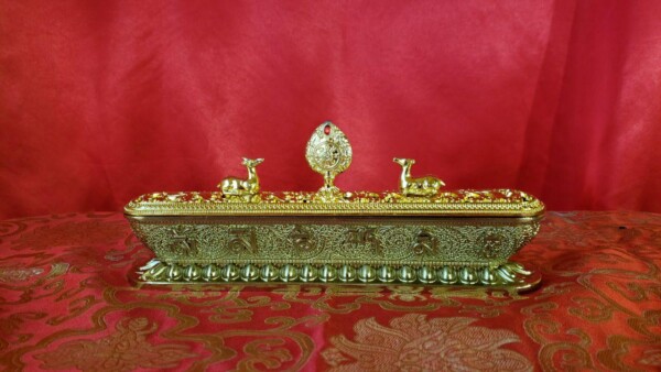 Incense burner with Dharma wheel and auspicious deer